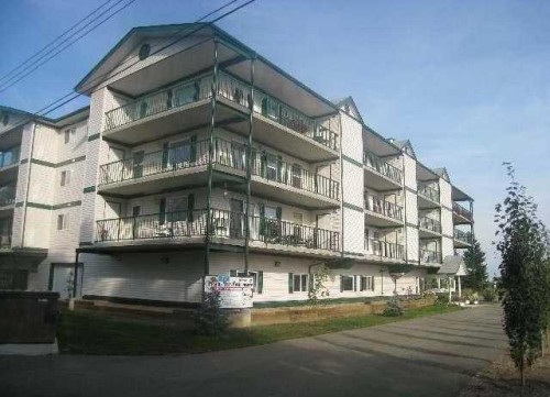 305-4646 55 Avenue  High Prairie, AB T0G 1E0