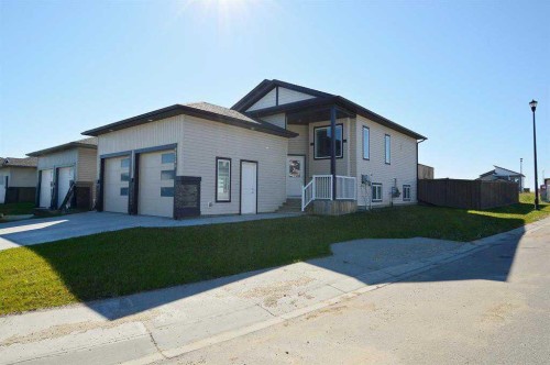 9029 80A Avenue  Grande Prairie, AB T8X 0P1