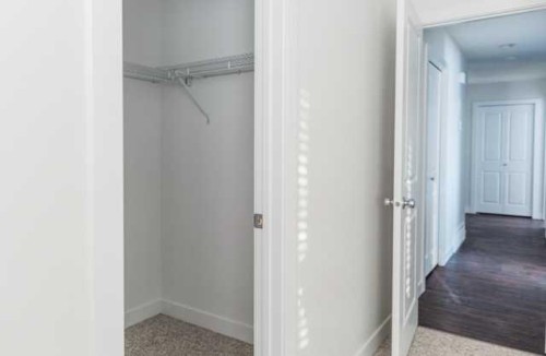 9541 113 Avenue, Clairmont, AB - Indoor