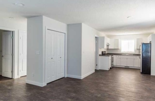 9541 113 Avenue, Clairmont, AB - Indoor Photo Showing Kitchen