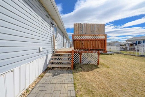 9509 109 Avenue, Clairmont, AB - Outdoor With Deck Patio Veranda With Exterior