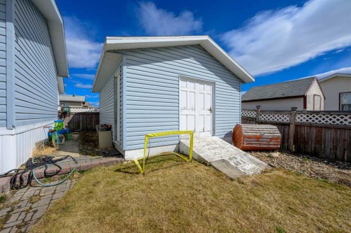 9509 109 Avenue, Clairmont, AB - Outdoor With Exterior