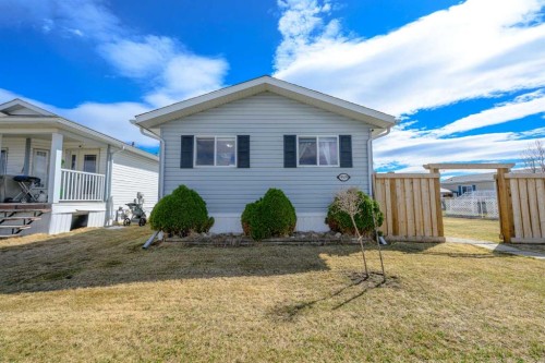 9509 109 Avenue, Clairmont, AB - Outdoor