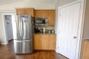 9509 109 Avenue, Clairmont, AB  - Indoor Photo Showing Kitchen 