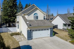 9222 50 Avenue Wedgewood, AB T8W 2G7