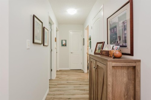 315-12330 102 Street, Grande Prairie, AB - Indoor Photo Showing Other Room