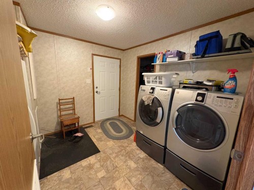 7834 97 Avenue, Peace River, AB 