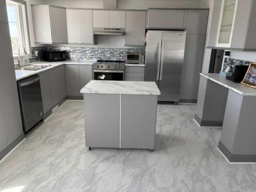4418 54 Avenue, Valleyview, AB - Indoor Photo Showing Kitchen With Upgraded Kitchen