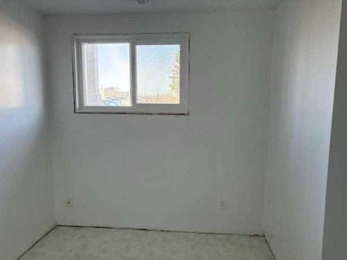 4418 54 Avenue, Valleyview, AB - Indoor Photo Showing Other Room