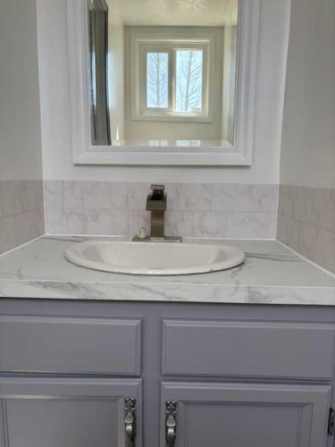 4418 54 Avenue, Valleyview, AB - Indoor Photo Showing Bathroom