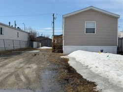 9715 108 Avenue Clairmont, AB T8X 5E4