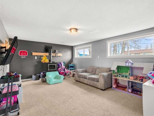 10833 99 Avenue, Grande Cache, AB - Indoor