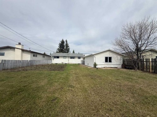 105 4Th, Falher, AB - Outdoor
