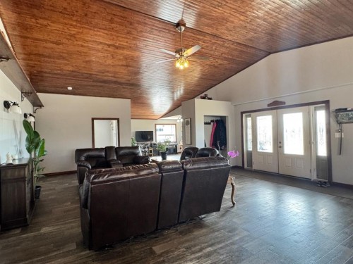 41066 Twp Rd 824, Rural Fairview No. 136, M.D. Of, AB - Indoor
