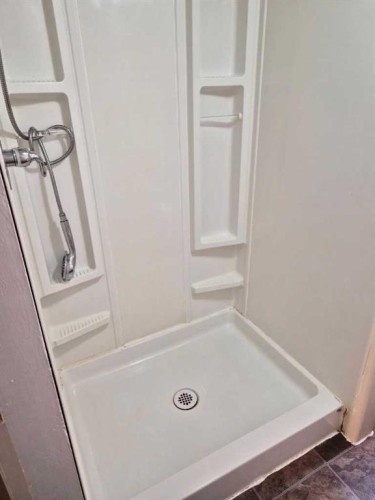 707 3 Avenue, Beaverlodge, AB - Indoor