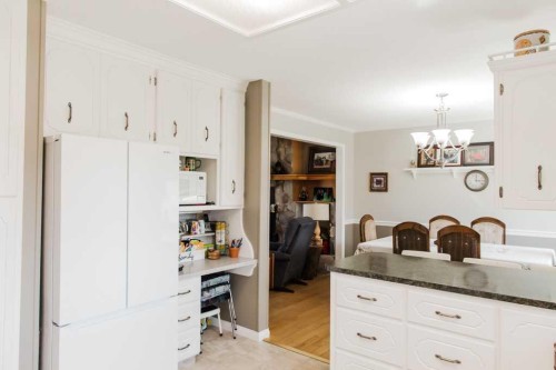 9915 101 Avenue, Clairmont, AB - Indoor