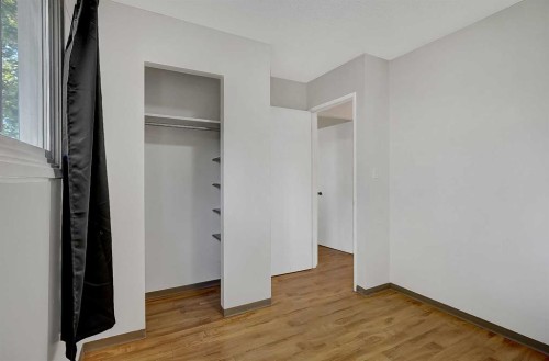 11448 97 Street, Grande Prairie, AB - Indoor Photo Showing Other Room