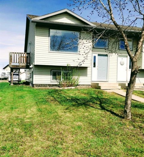9350 Lakeland Drive  Grande Prairie, AB T8X 1R8