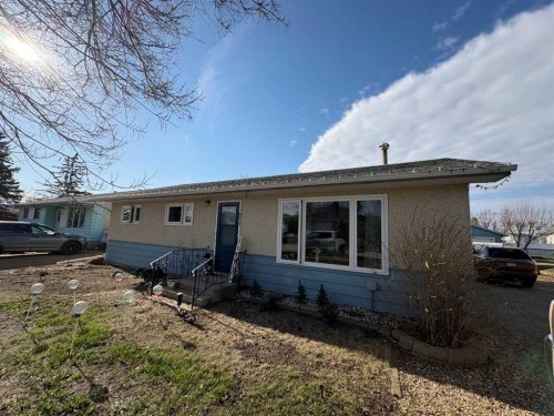4715 47 Avenue, Grimshaw, AB - Outdoor