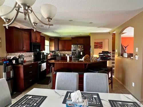 5404 46 Street, Valleyview, AB - Indoor Photo Showing Dining Room