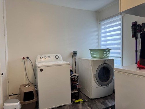 10616 104 Avenue, Fairview, AB - Indoor Photo Showing Laundry Room