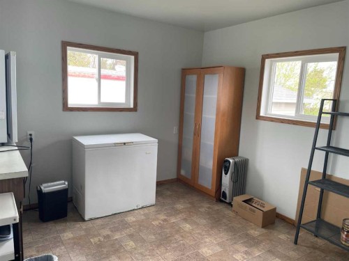 10305 101 Street, Fairview, AB - Indoor