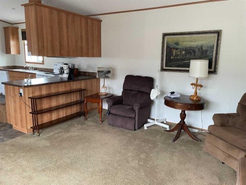 10305 101 Street, Fairview, AB - Indoor Photo Showing Living Room