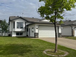 171 Pinnacle Way Grande Prairie, AB T8W 2S9