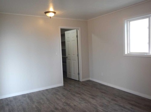 10829 106 Avenue, Fairview, AB - Indoor Photo Showing Other Room