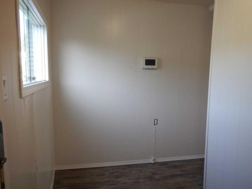 10829 106 Avenue, Fairview, AB - Indoor Photo Showing Other Room