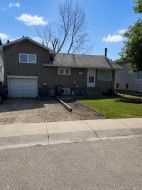 9319 103 Avenue Grande Prairie, AB T8V 1B2