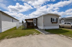 119 Clark Crescent Rural Grande Prairie No. 1, County Of, AB T8W 5K5