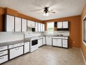 26070 Twp Rd 714, Ridgevalley, AB  - Indoor Photo Showing Kitchen 