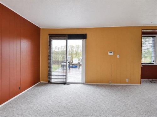 26070 Twp Rd 714, Ridgevalley, AB - Indoor Photo Showing Other Room