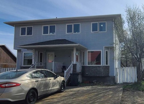 10417 89 Street  Peace River, AB T8S 1N9
