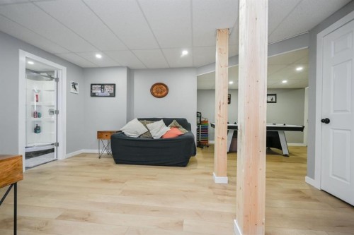 31050 43 Highway, Bezanson, AB - Indoor