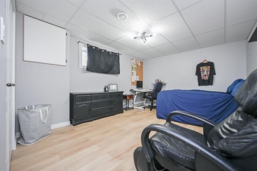 31050 43 Highway, Bezanson, AB - Indoor