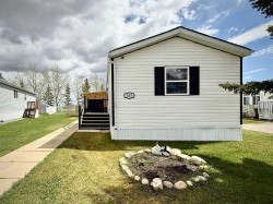 103 Clark Crescent  Rural Grande Prairie No. 1, County Of, AB T8V 2Z9