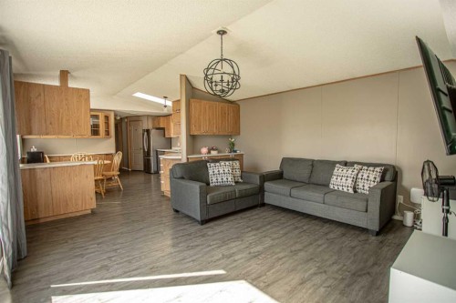 11 Deer Ridge Drive, High Level, AB - Indoor Photo Showing Other Room