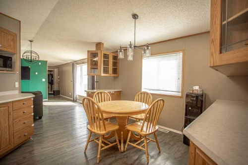 11 Deer Ridge Drive, High Level, AB - Indoor Photo Showing Dining Room