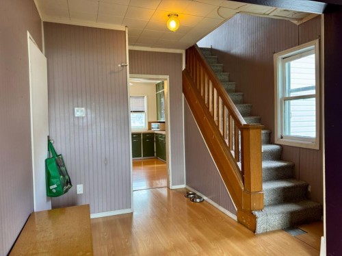 11205 103 Avenue, Fairview, AB - Indoor Photo Showing Other Room