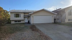 10905 91 Street Peace River, AB T8S 1P9