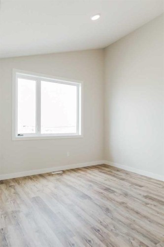 9522 114 Avenue, Clairmont, AB - Indoor Photo Showing Other Room