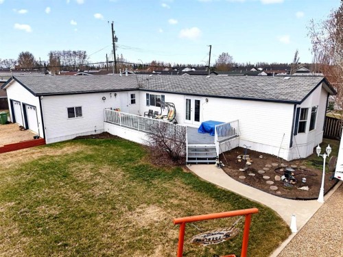 10202 Homestead Way, La Crete, AB - Outdoor