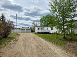 10215 99 Avenue Bezanson, AB T0H 0G0