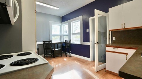 10122 106 Avenue, Peace River, AB 