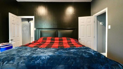 10122 106 Avenue, Peace River, AB 