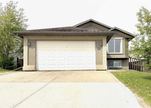 8821 113 Avenue  Grande Prairie, AB T8X 1S2