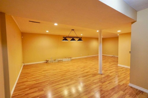 9618 80 Avenue, Peace River, AB - Indoor