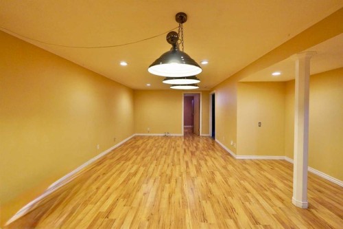 9618 80 Avenue, Peace River, AB - Indoor Photo Showing Other Room